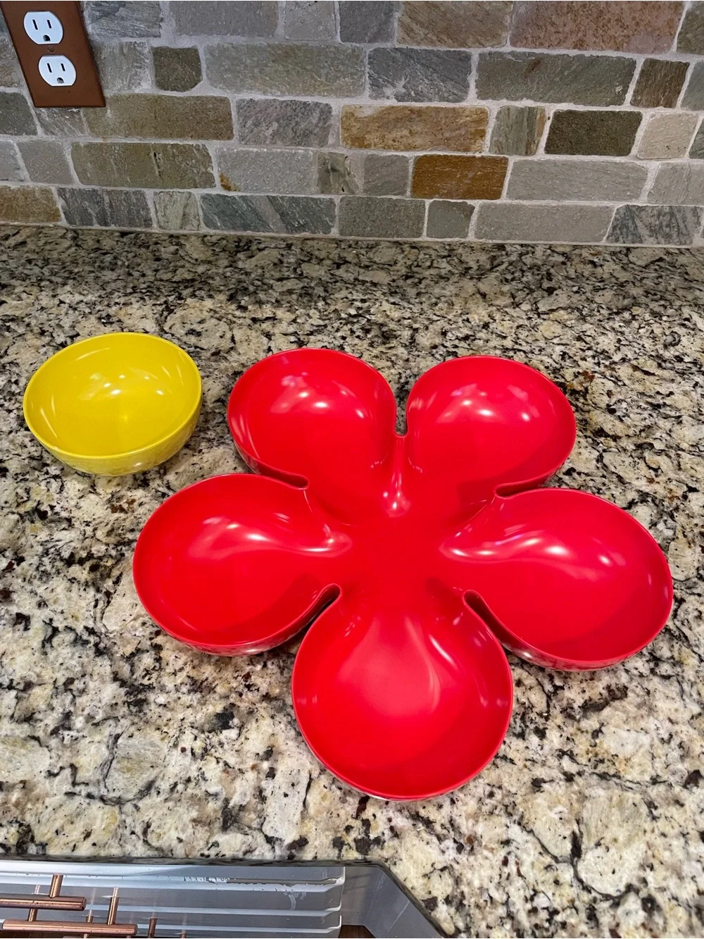 Vintage Pier 1 Red and Yellow Flower Snack Server